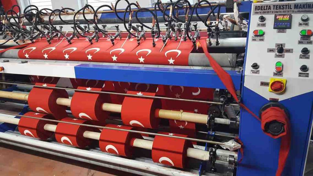 BAYRAK KESİM VE DİKİM MAKİNALARI