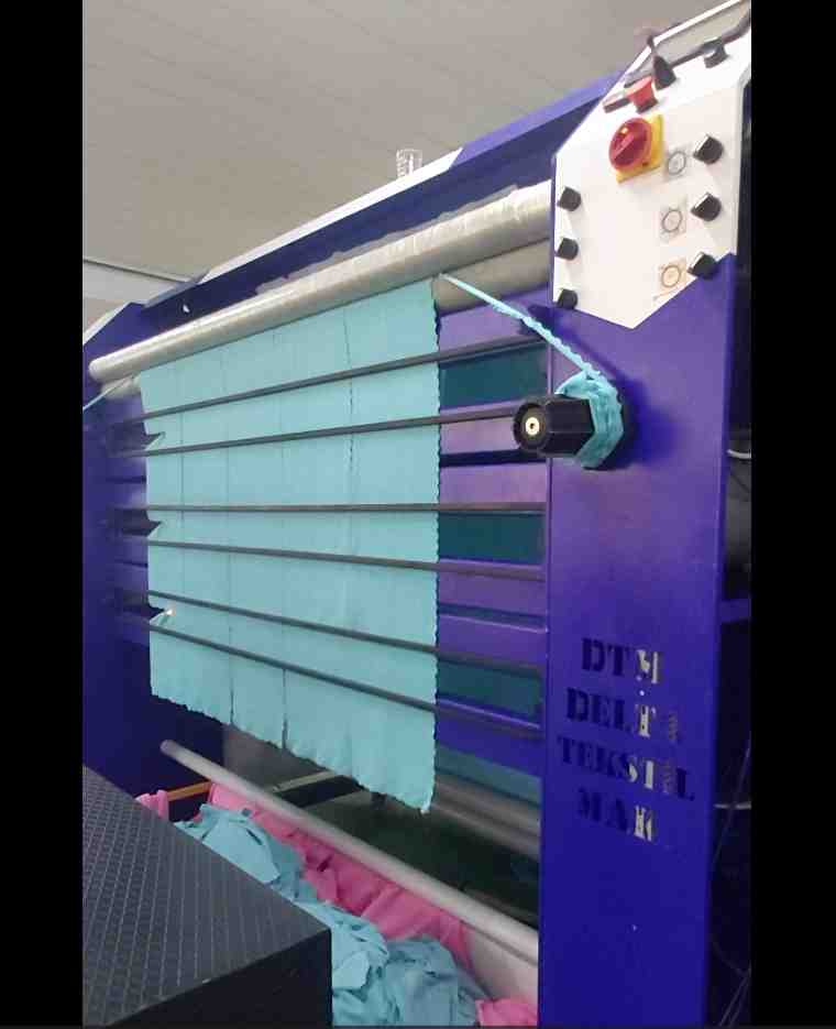 FİBER SİLME BEZİ KESİM VE DİKİM MAKİNALARI